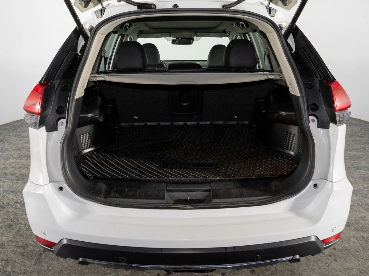 Nissan X-Trail 2019 - фото автомобиля
