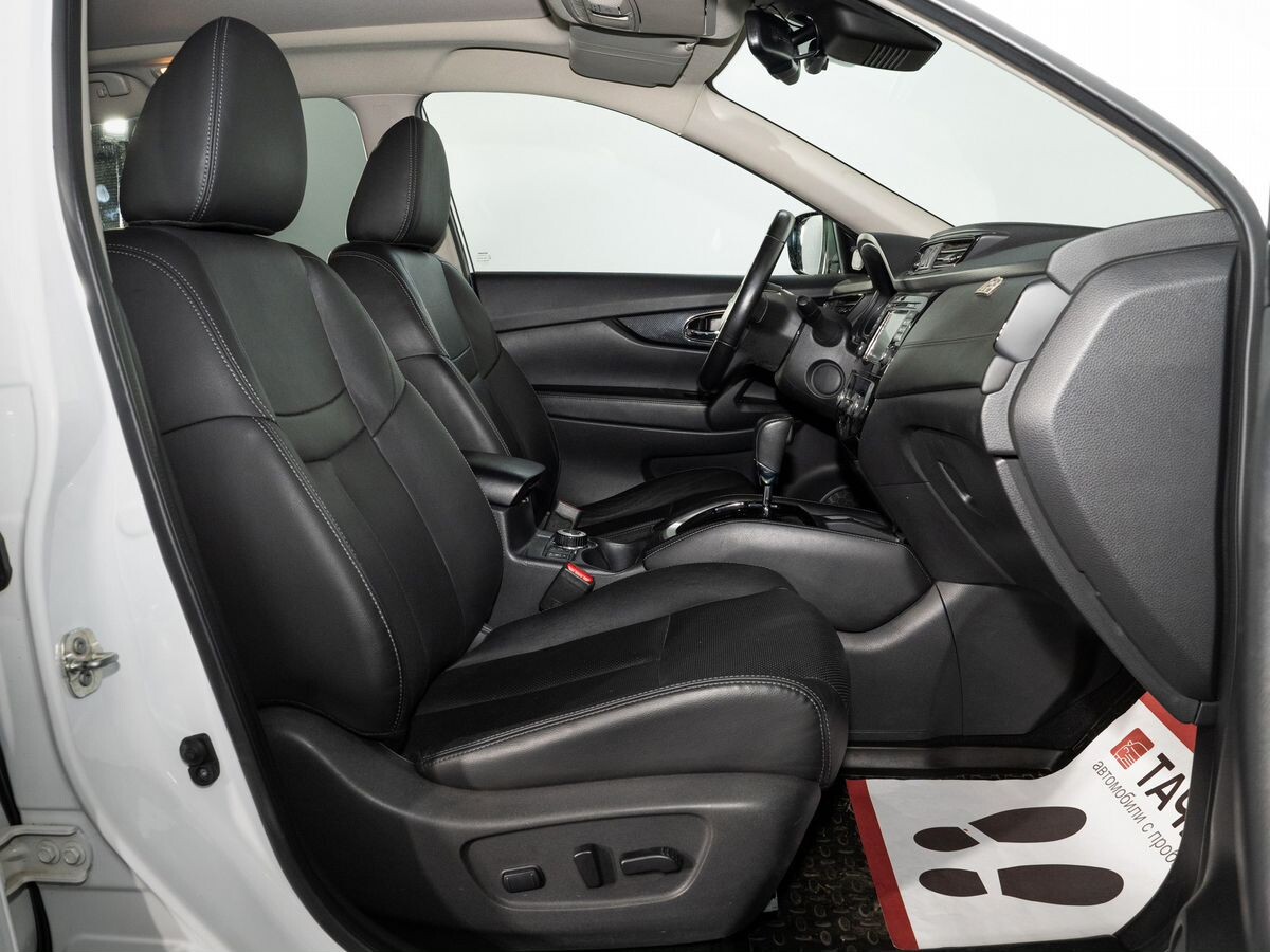 Nissan X-Trail 2019 - фото автомобиля