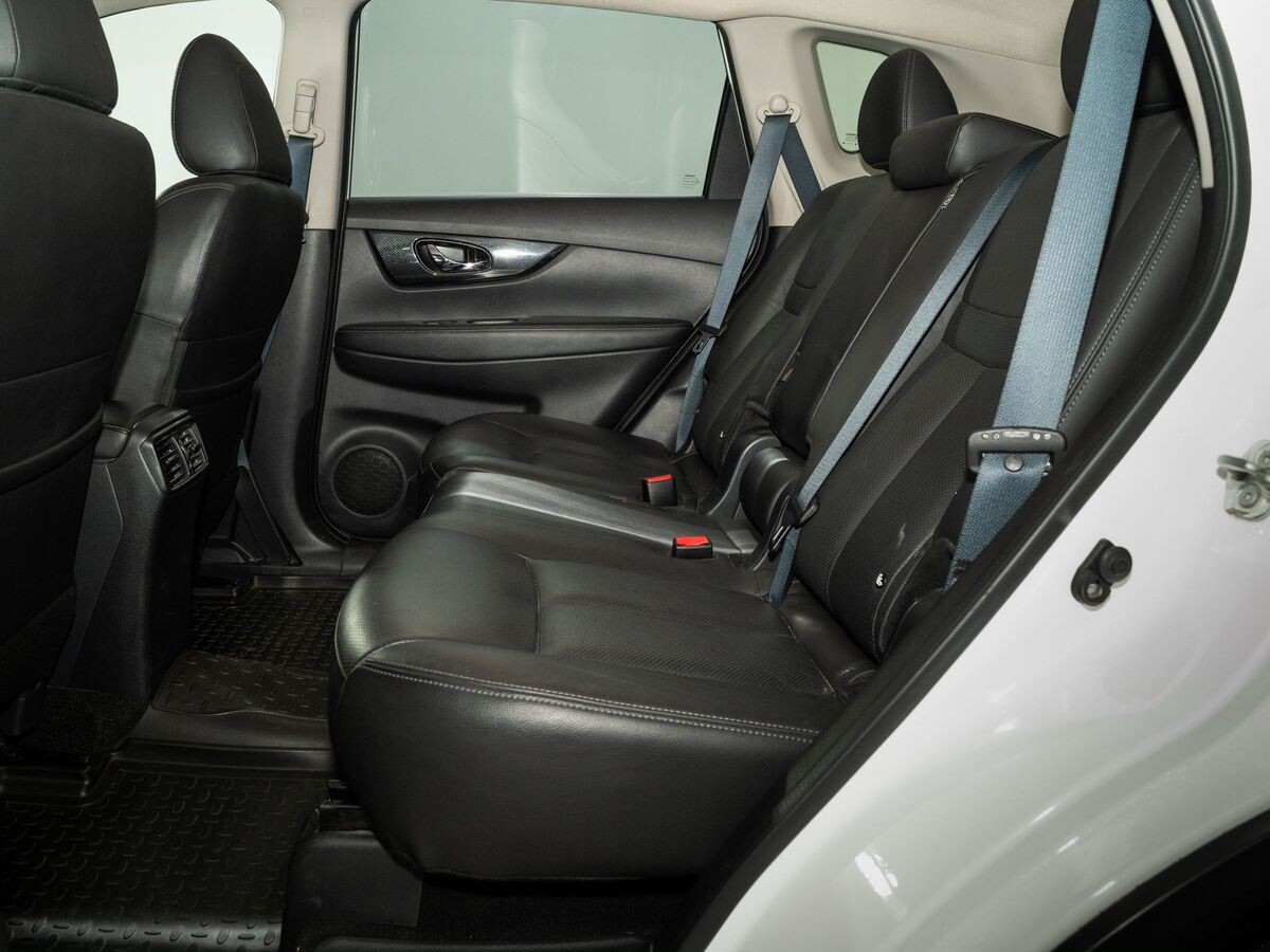 Nissan X-Trail 2019 - фото автомобиля