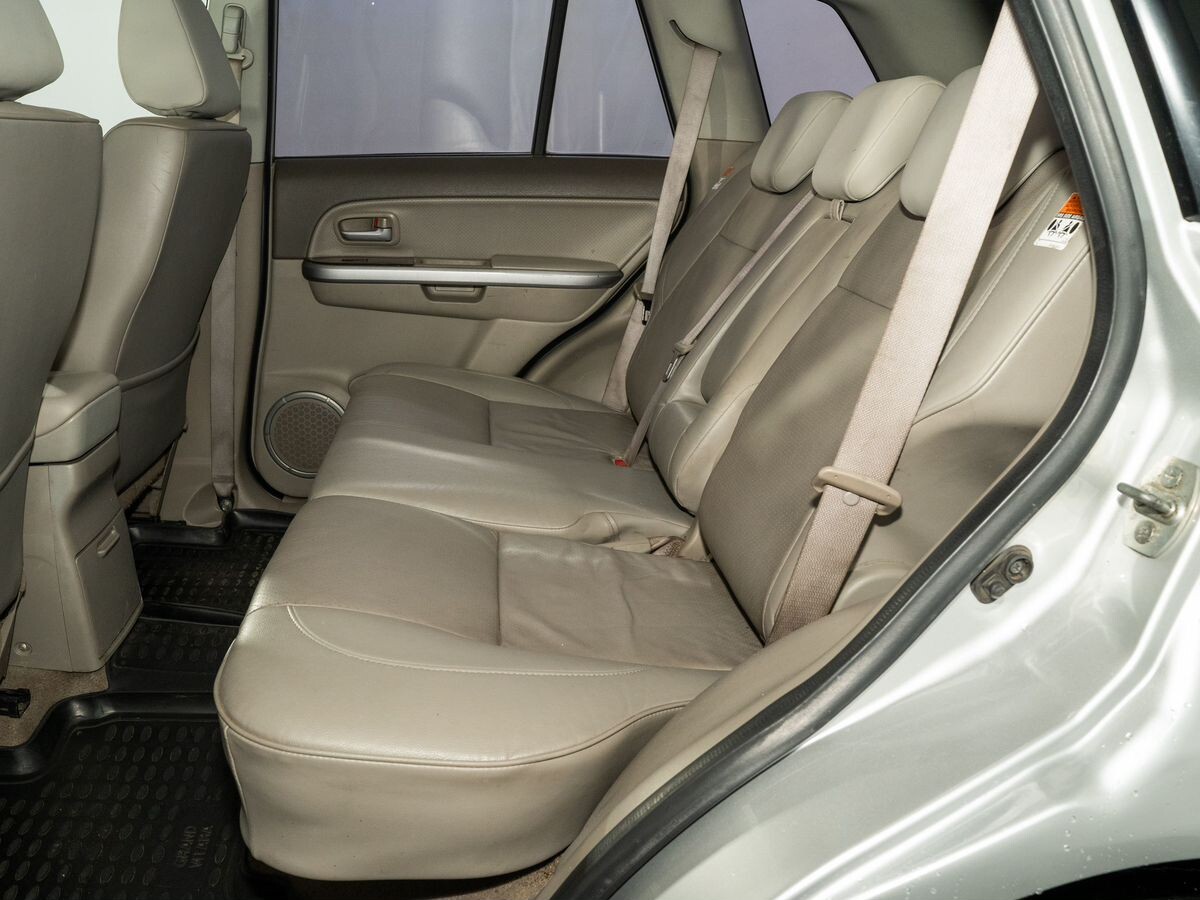 Suzuki Grand Vitara 2008 - фото автомобиля