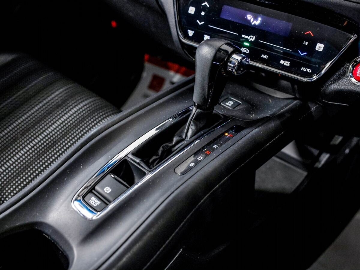 Honda Vezel 2014 - фото автомобиля