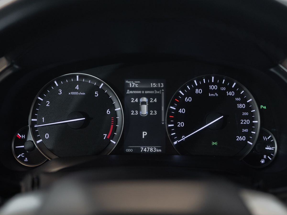 Lexus RX350 2017 - фото автомобиля