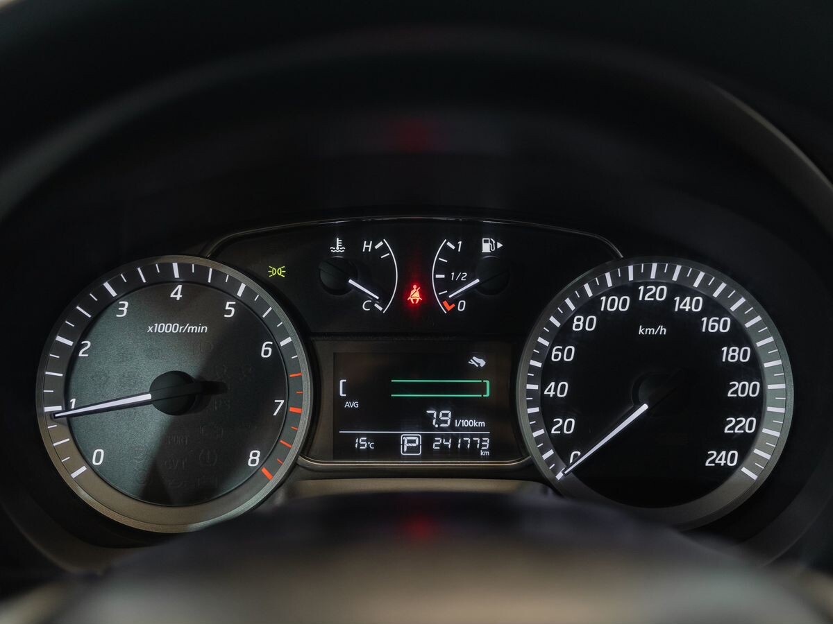Nissan Sentra 2014 - фото автомобиля