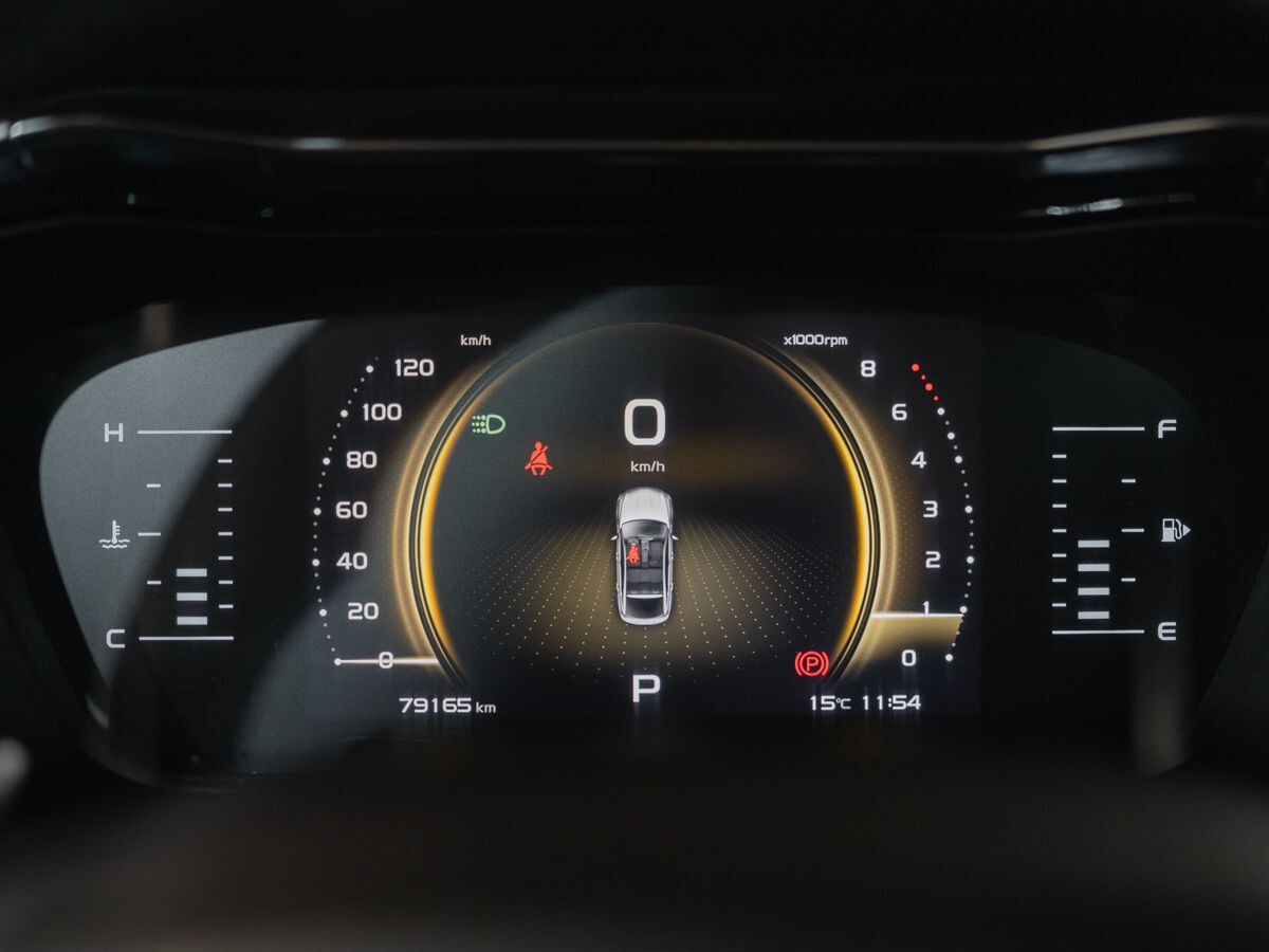 Geely Tugella 2019 - фото автомобиля