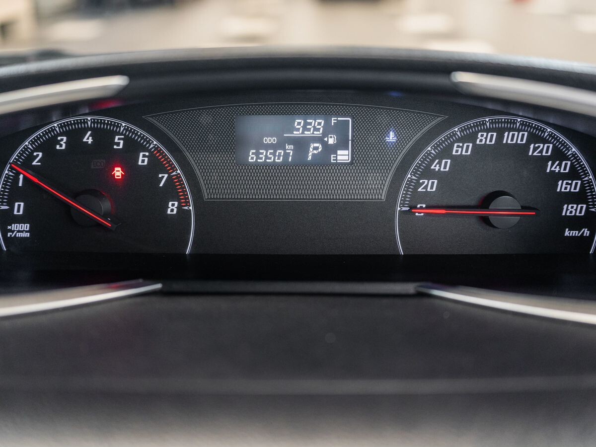 Toyota Sienta 2020 - фото автомобиля