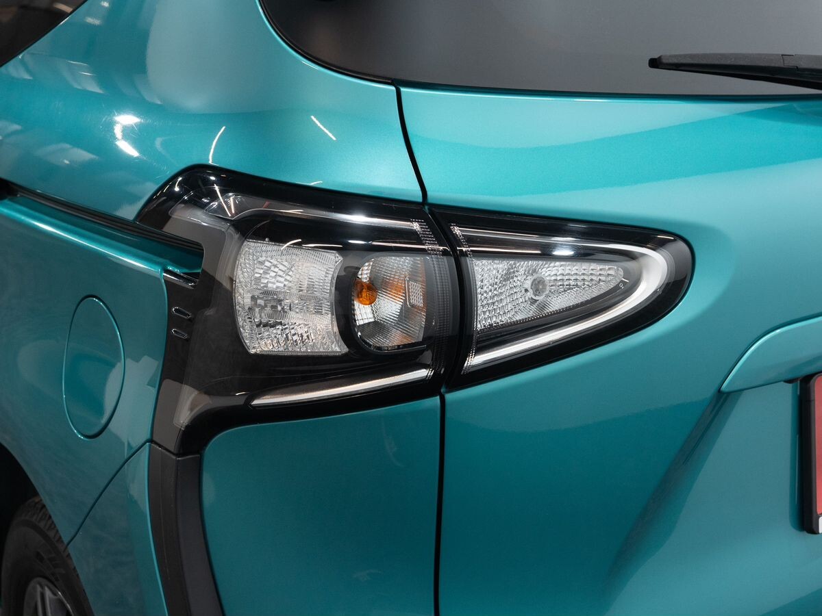 Toyota Sienta 2020 - фото автомобиля
