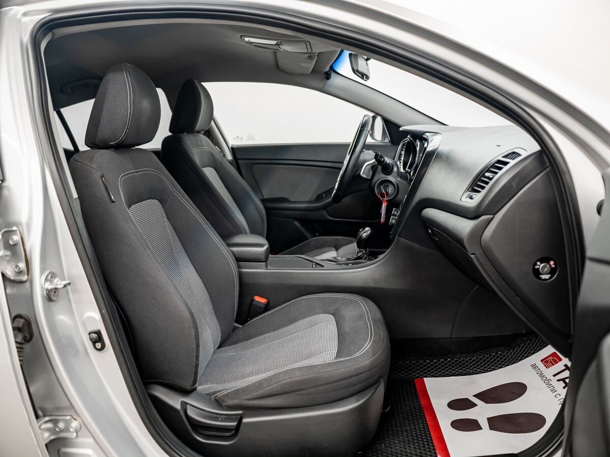 Kia Optima 2012 - фото автомобиля