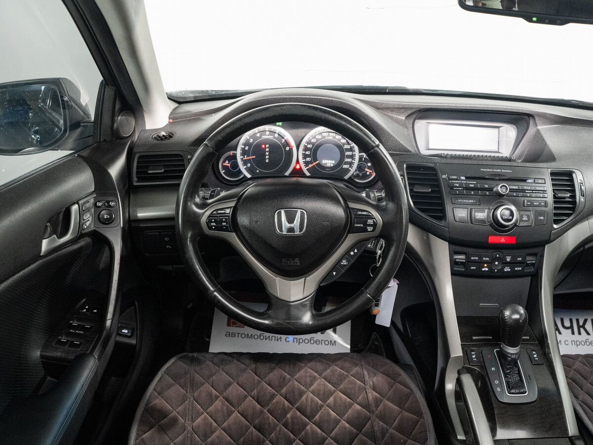 Honda Accord 2008 - фото автомобиля
