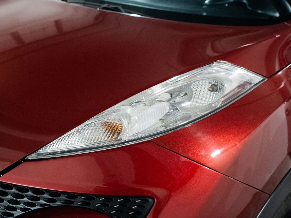 Nissan Juke 2012 - фото автомобиля