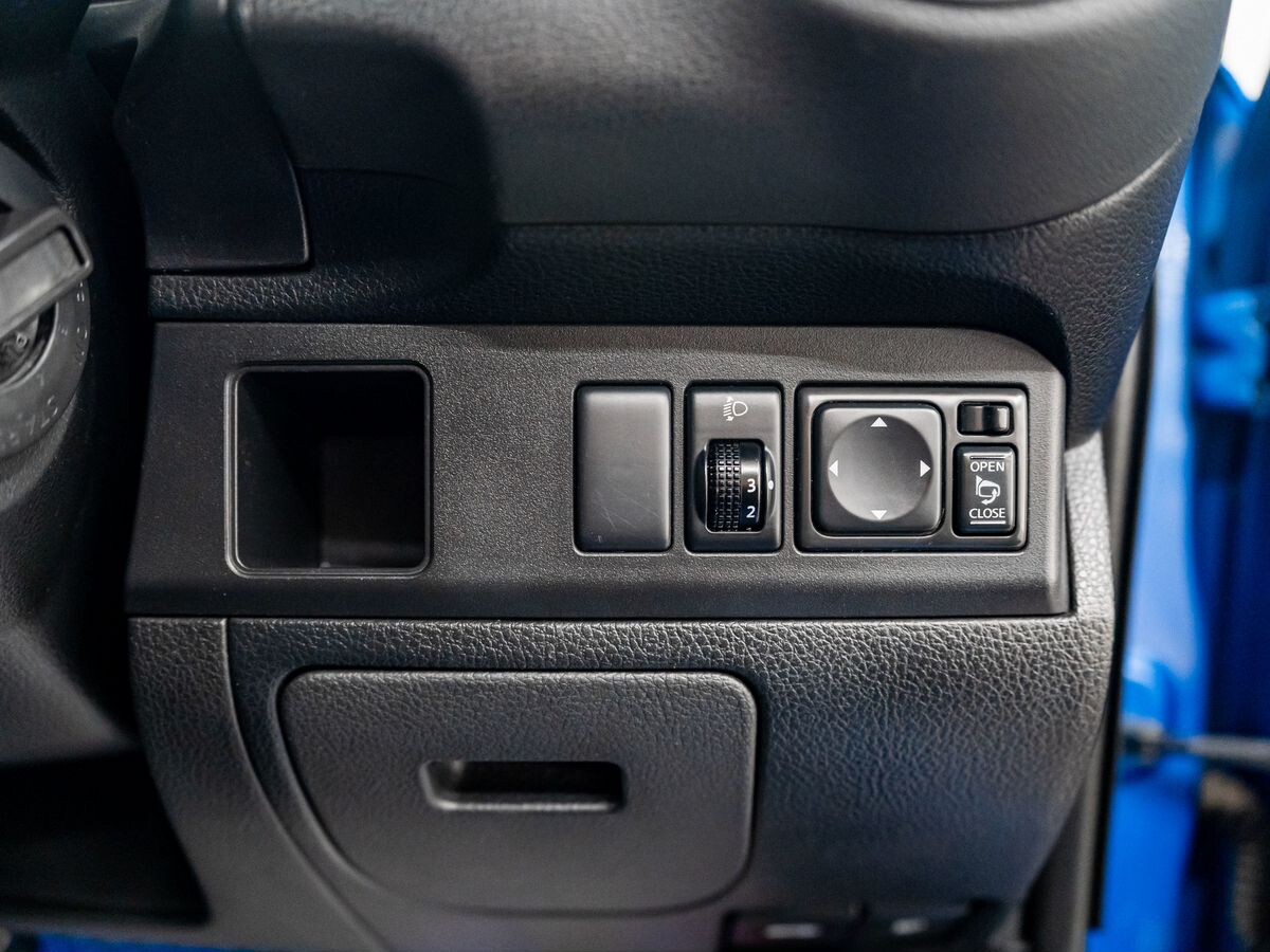 Nissan Note 2008 - фото автомобиля