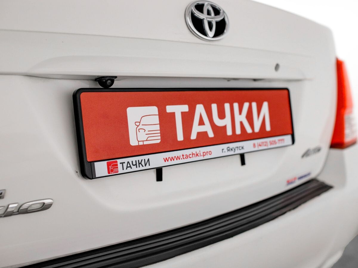Toyota Corolla Axio 2012 - фото автомобиля
