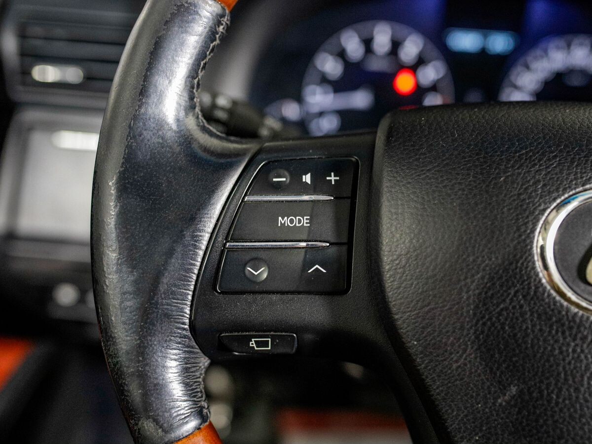 Lexus RX350 2010 - фото автомобиля