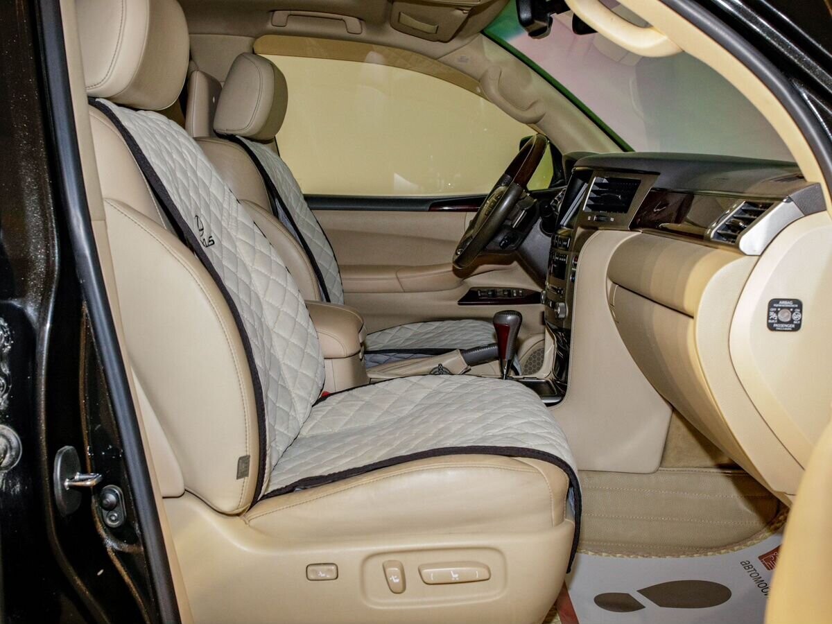 Lexus LX570 2013 - фото автомобиля