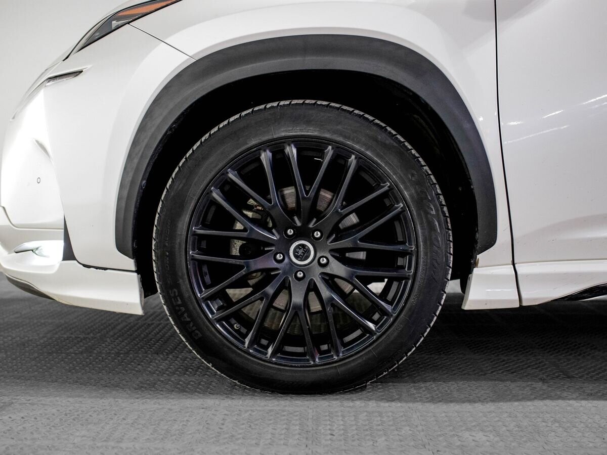 Lexus NX200t 2015 - фото автомобиля