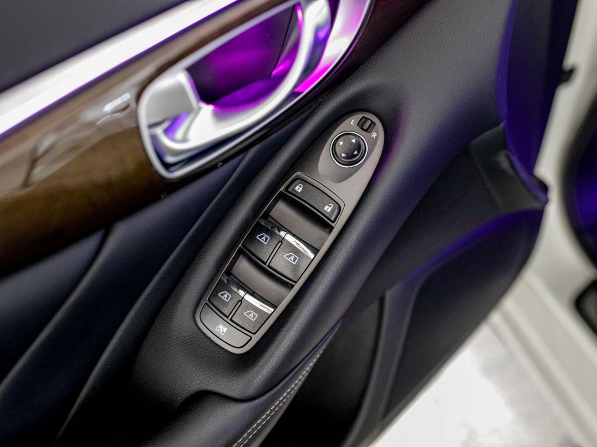Infiniti Q50 2018 - фото автомобиля