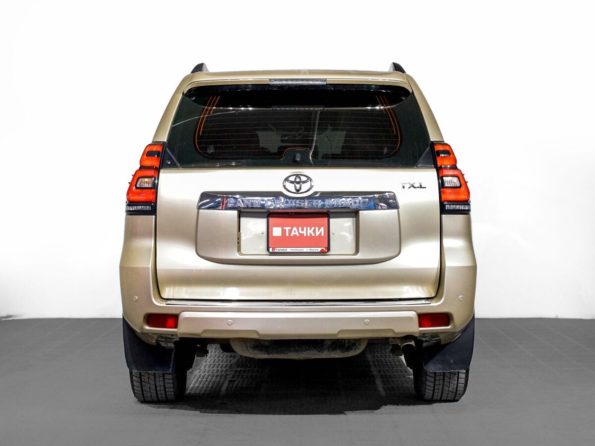 Toyota Land Cruiser Prado 2012 - фото автомобиля