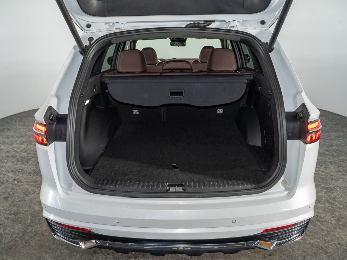 Geely Monjaro 2022 - фото автомобиля