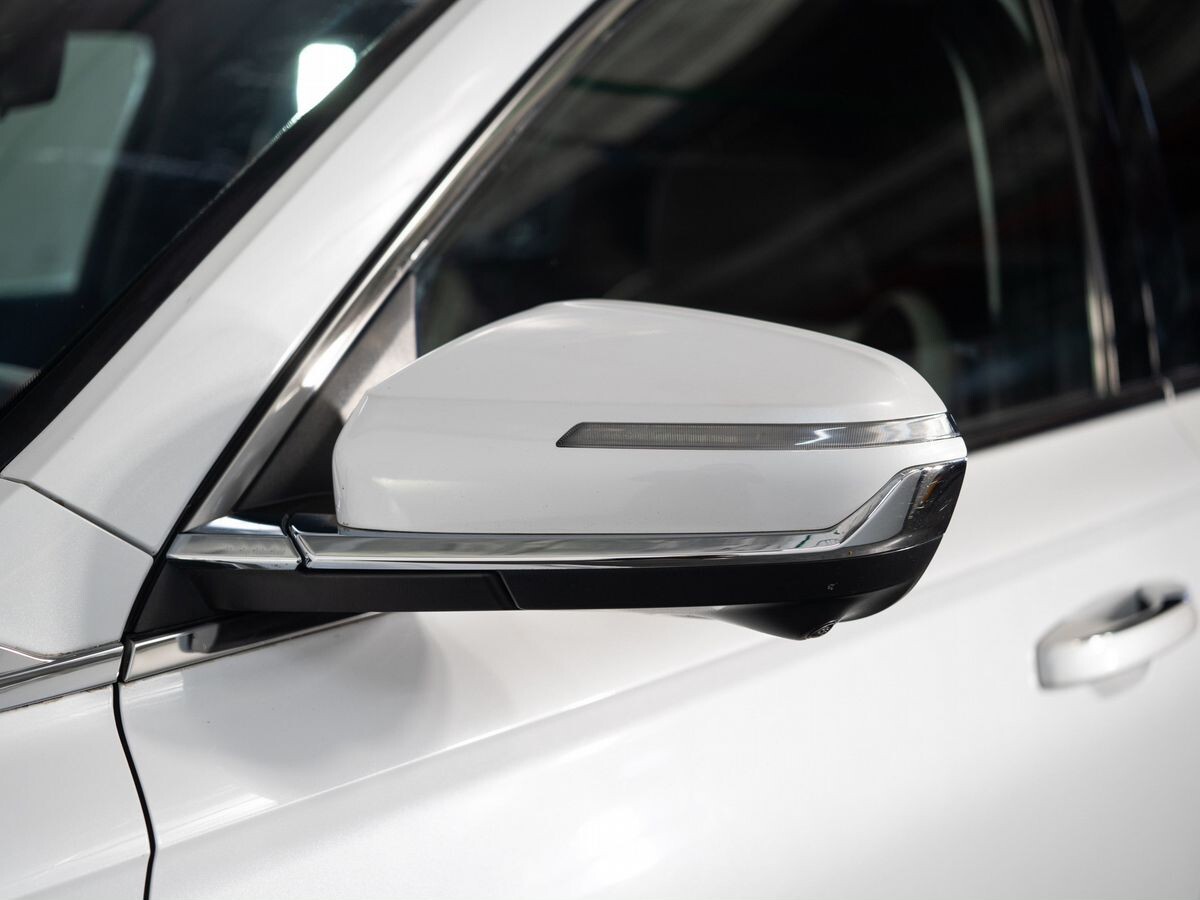 Geely Monjaro 2022 - фото автомобиля