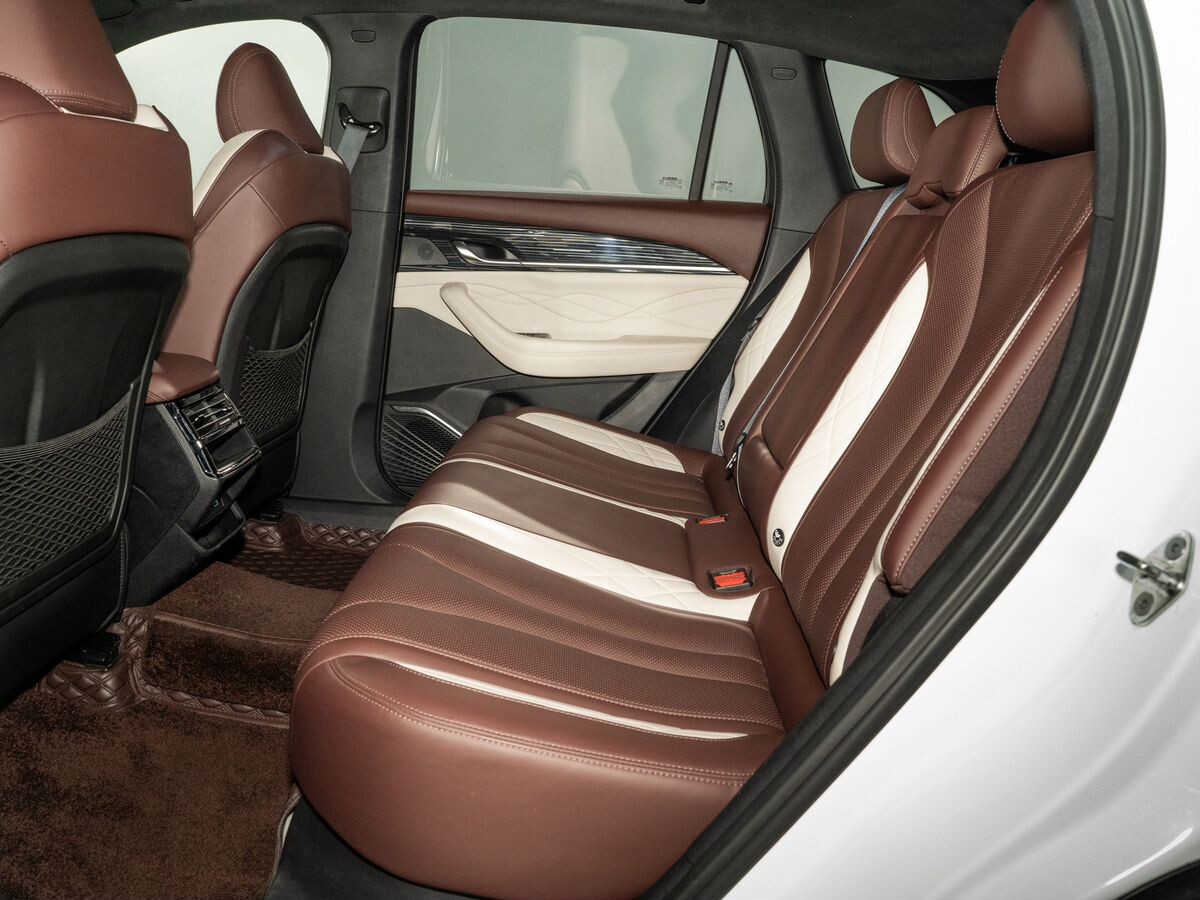 Geely Monjaro 2022 - фото автомобиля