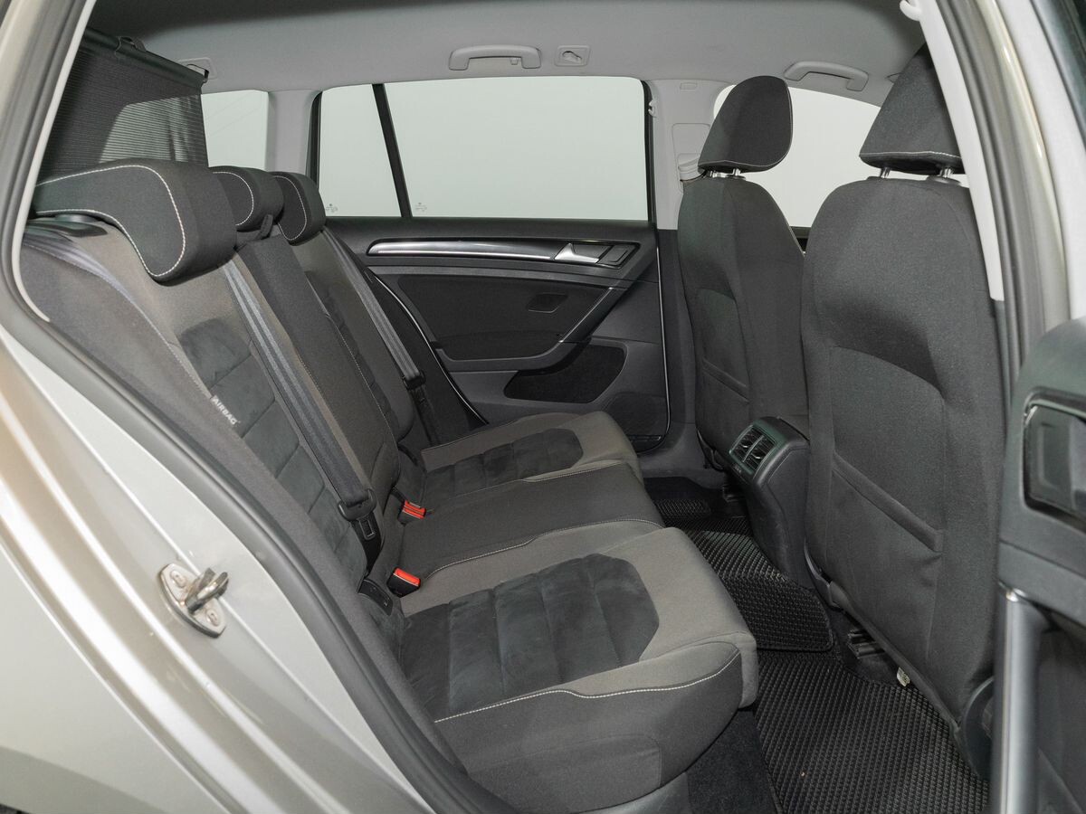 Volkswagen Golf 2014 - фото автомобиля