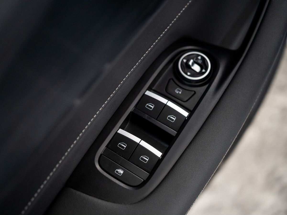 TENET T4 2025 - фото автомобиля