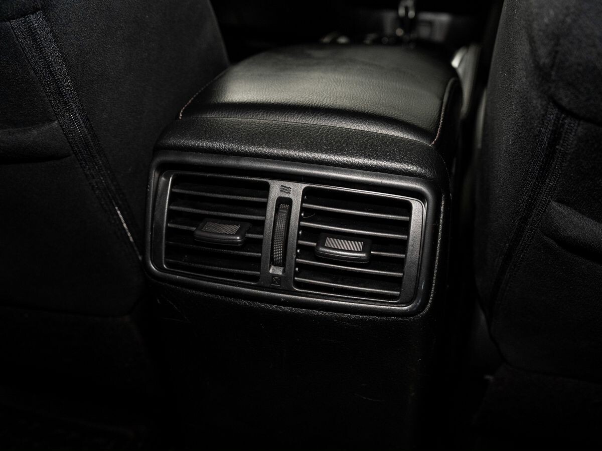 Nissan X-Trail 2015 - фото автомобиля