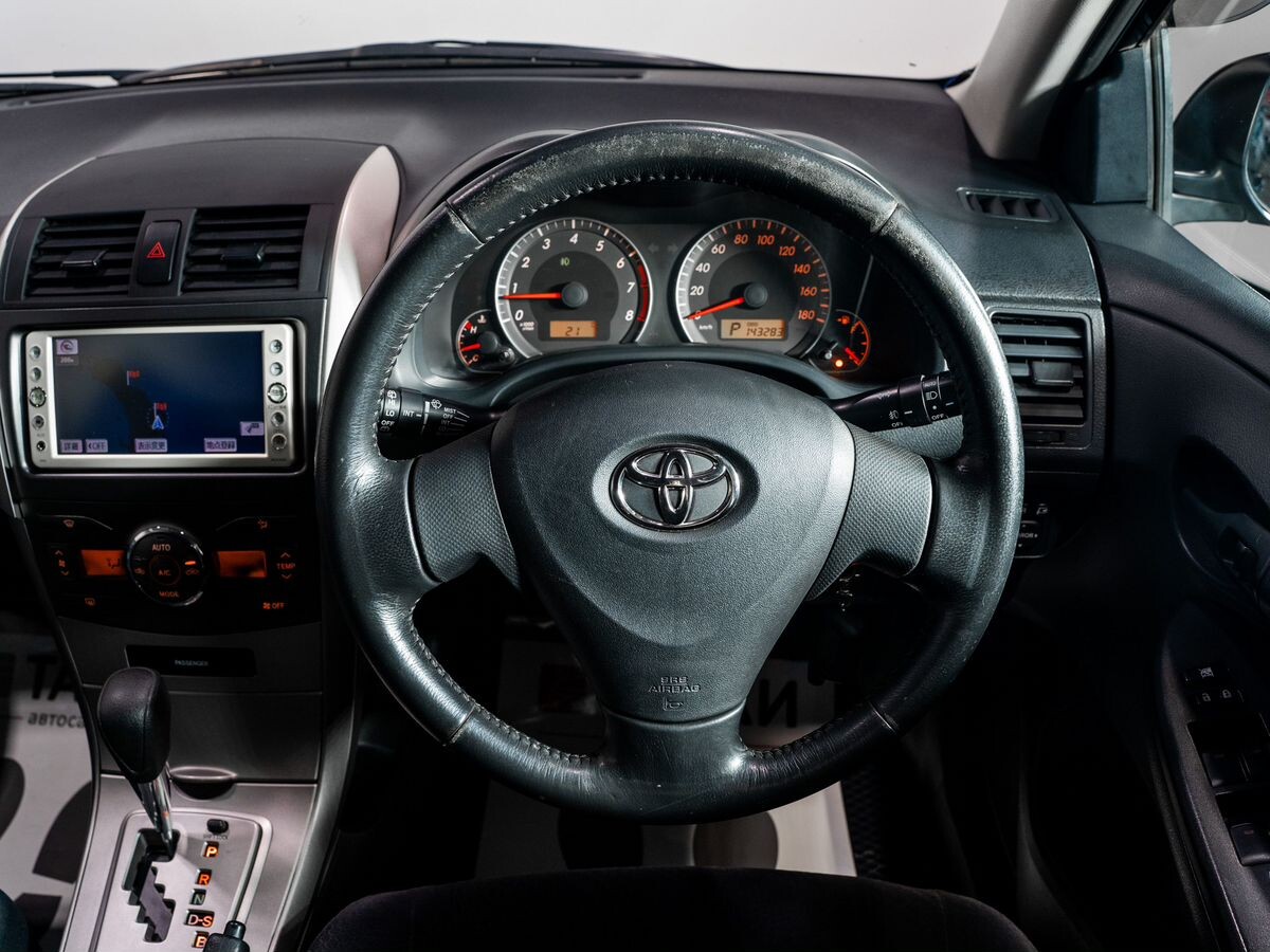 Toyota Corolla Fielder 2011 - фото автомобиля