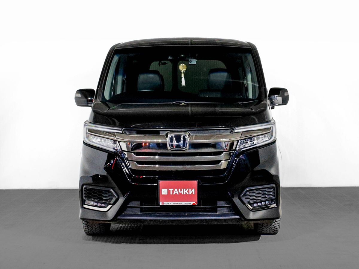 Honda Stepwgn 2021 - фото автомобиля