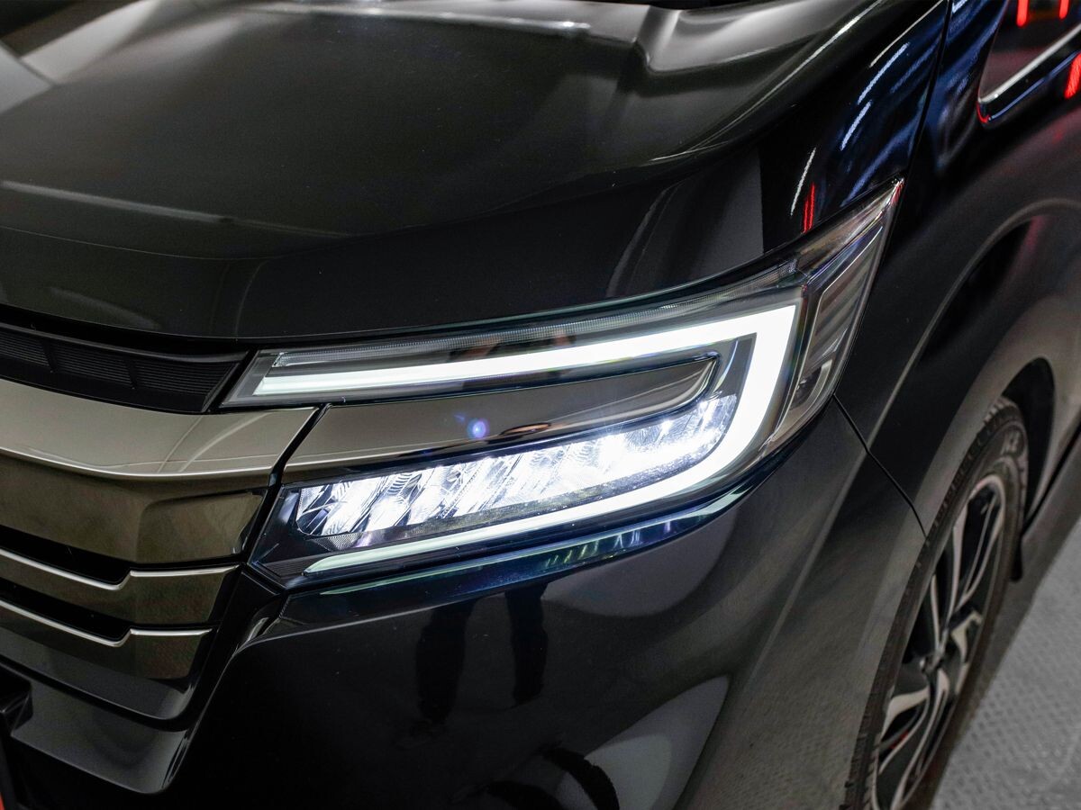 Honda Stepwgn 2021 - фото автомобиля