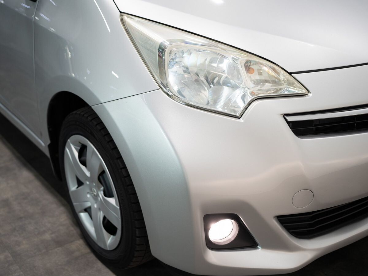 Toyota Ractis 2011 - фото автомобиля