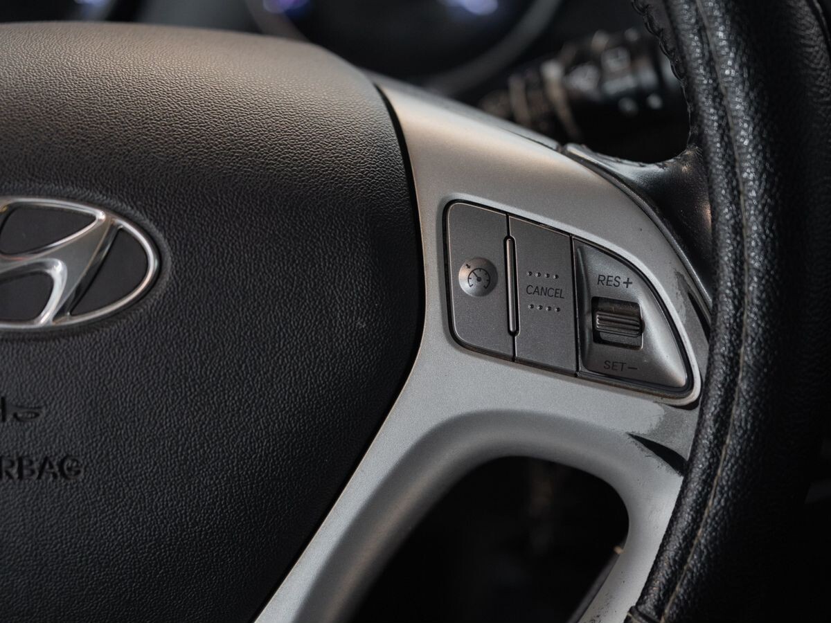 Hyundai ix35 2013 - фото автомобиля