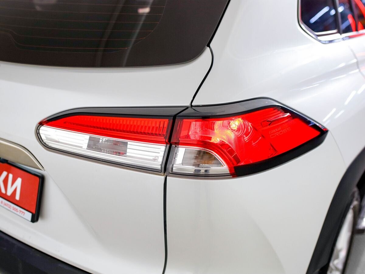 Toyota Corolla Cross 2022 - фото автомобиля