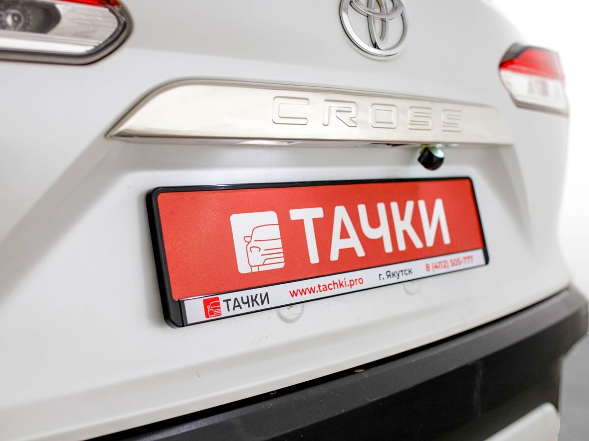 Toyota Corolla Cross 2022 - фото автомобиля