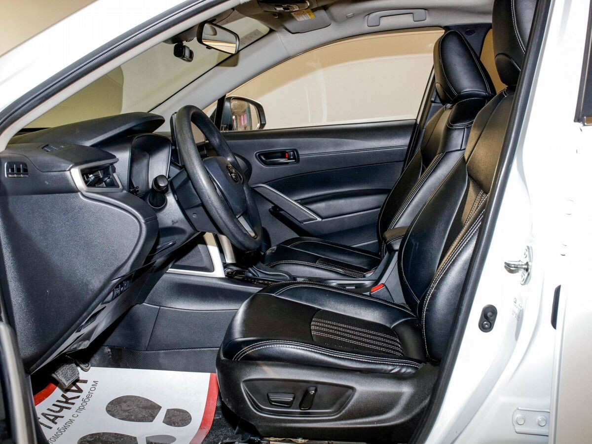 Toyota Corolla Cross 2022 - фото автомобиля