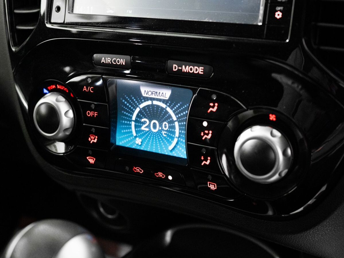 Nissan Juke 2017 - фото автомобиля