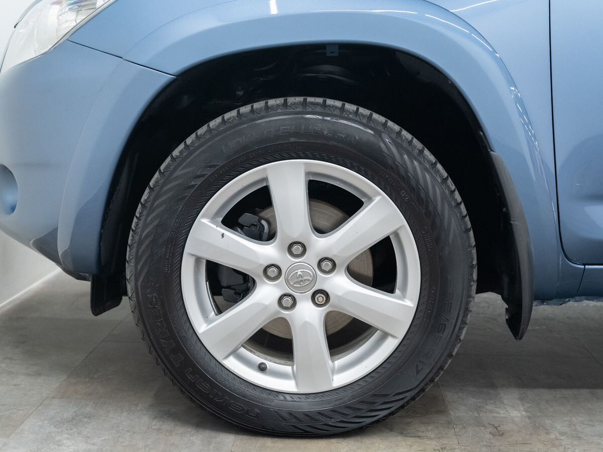 Toyota RAV4 2007 - фото автомобиля