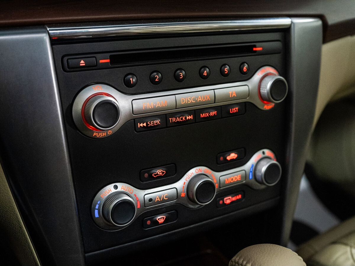 Nissan Teana 2011 - фото автомобиля