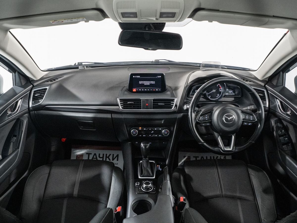 Mazda Axela 2017 - фото автомобиля