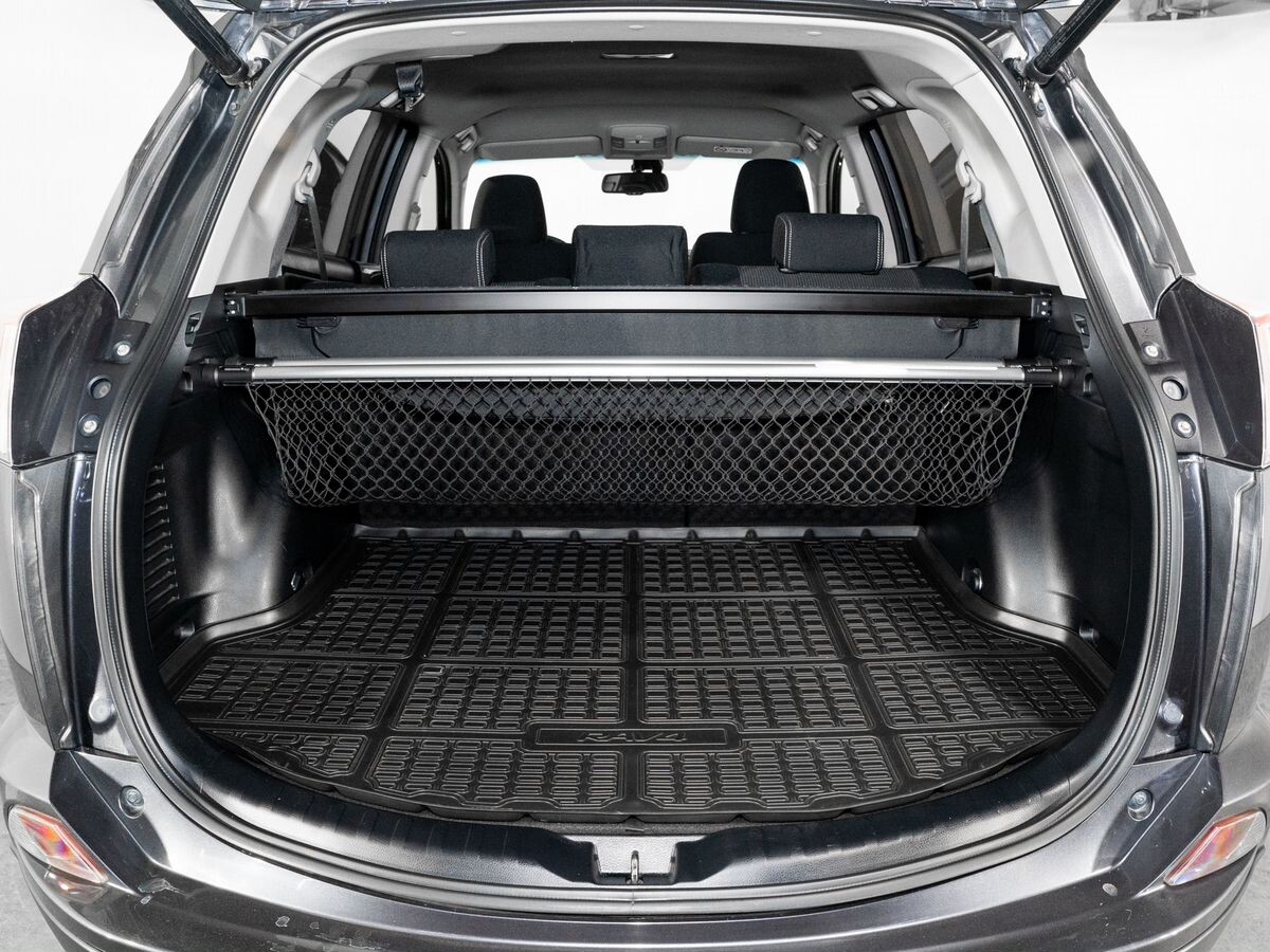 Toyota RAV4 2016 - фото автомобиля