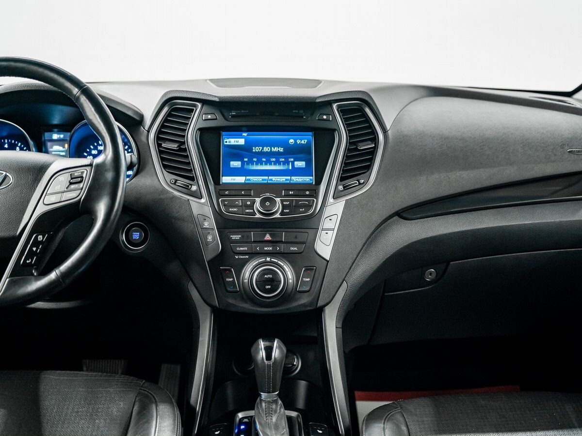 Hyundai Santa Fe 2013 - фото автомобиля
