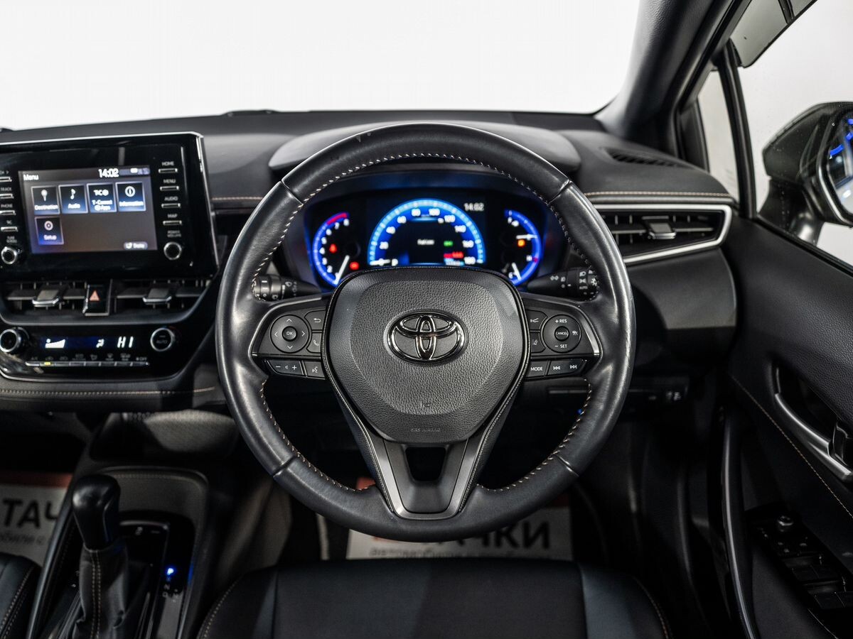 Toyota Corolla 2019 - фото автомобиля
