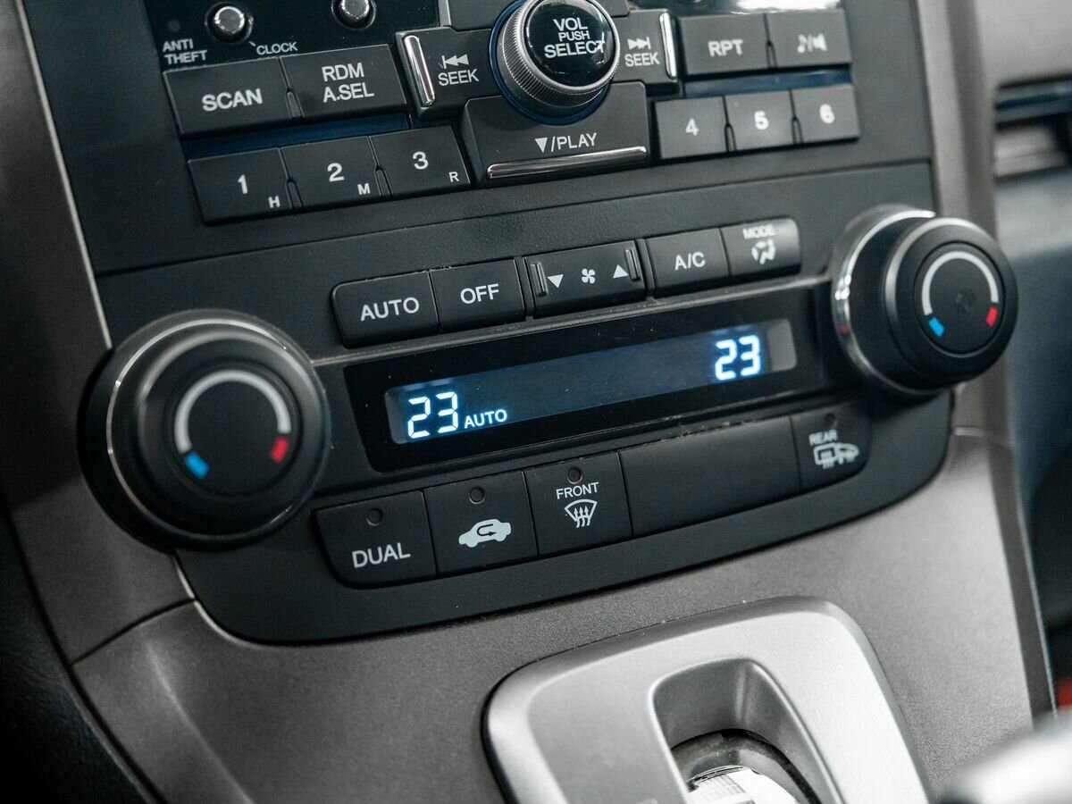Honda CR-V 2011 - фото автомобиля