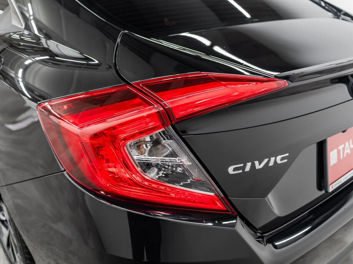 Honda Civic 2017 - фото автомобиля