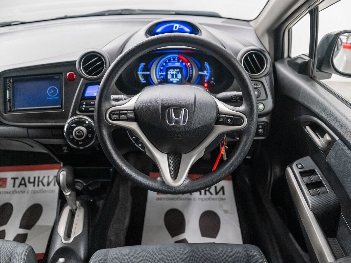 Honda Insight 2010 - фото автомобиля