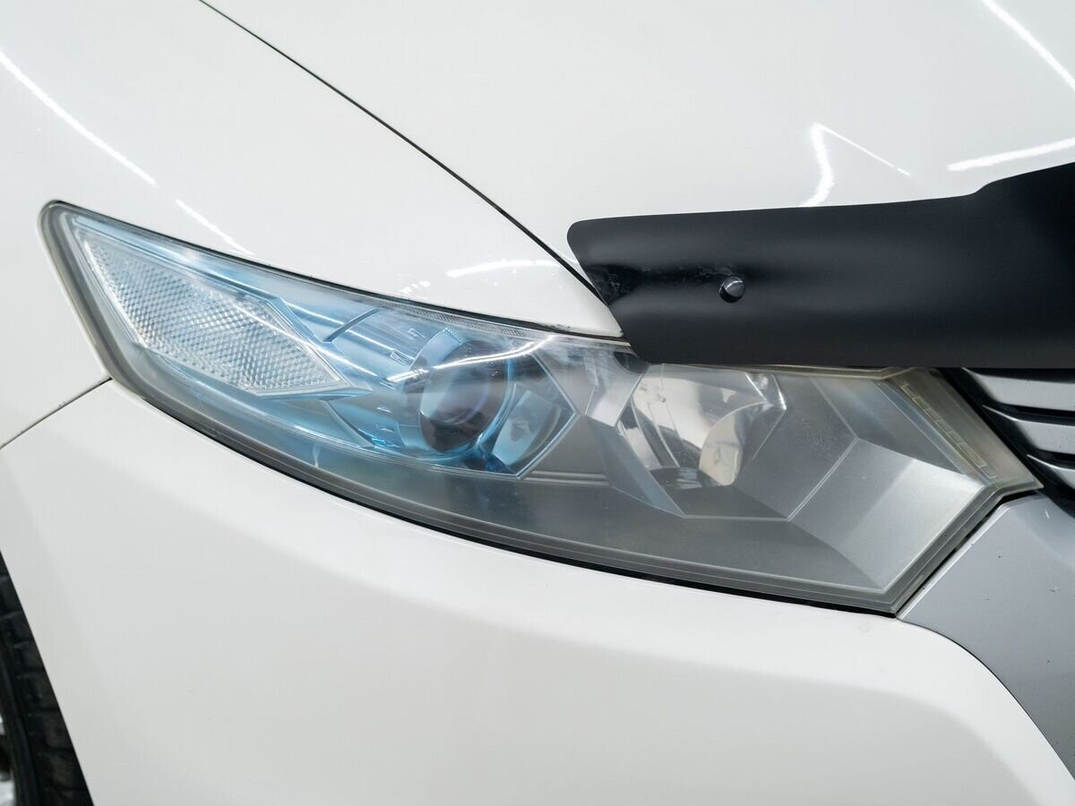 Honda Insight 2010 - фото автомобиля