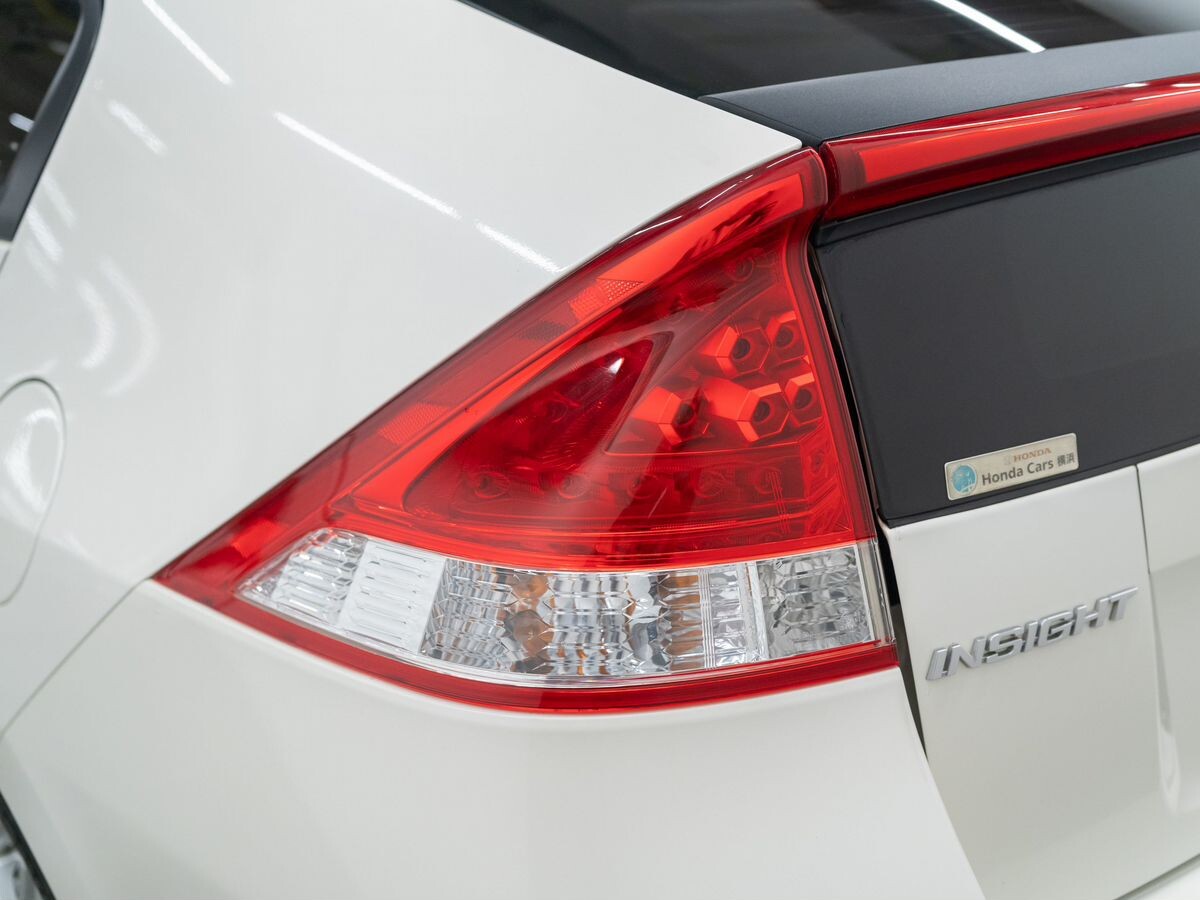 Honda Insight 2010 - фото автомобиля