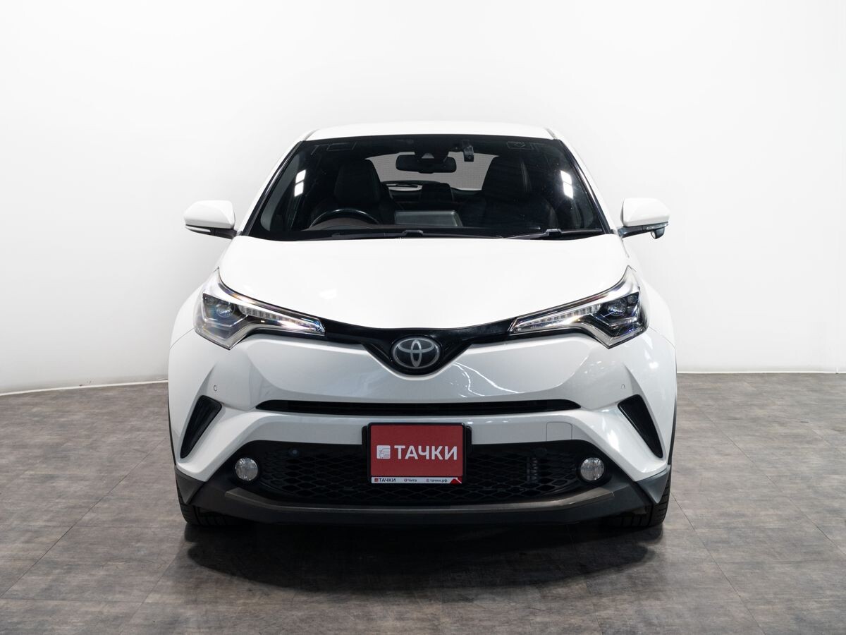 Toyota C-HR 2016 - фото автомобиля