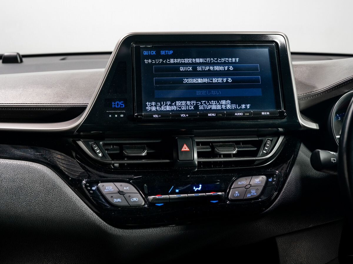 Toyota C-HR 2016 - фото автомобиля