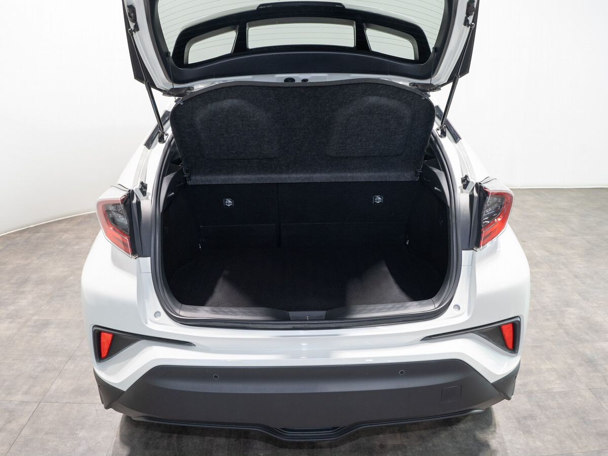 Toyota C-HR 2016 - фото автомобиля