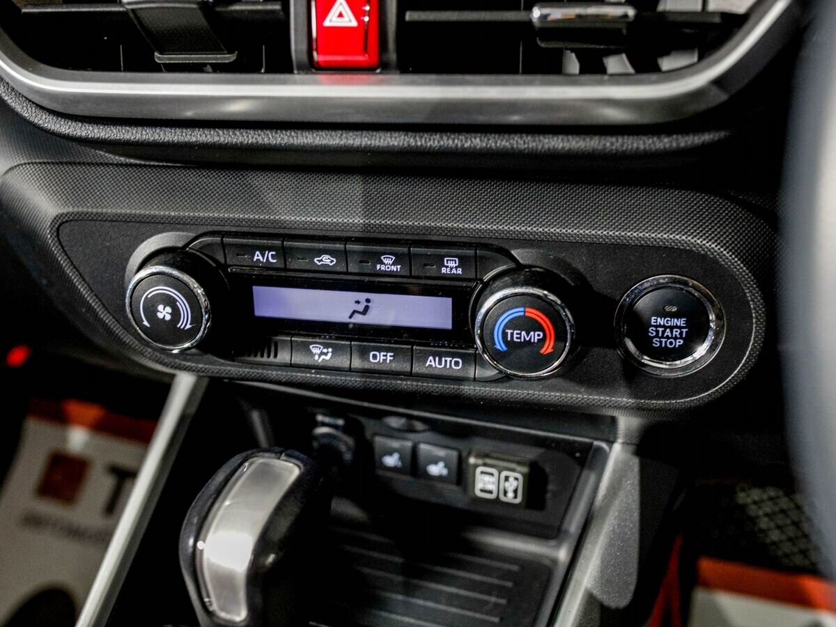 Toyota Raize 2021 - фото автомобиля
